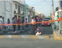 Un grupo de mujeres cerró una calle en Iztapalapa para hacer Jumping fitness y el video se hizo viral. ESPECIAL