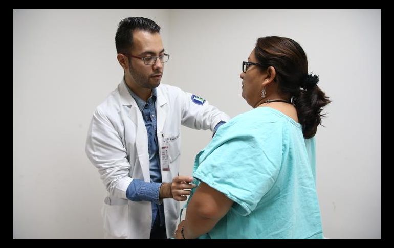 La autoexploración de las mamas se recomienda a partir de los 20 años cada mes; el examen clínico de mama anualmente a partir de los 25 años, y la mastografía de los 40 a los 69 años cada dos años. EL INFORMADOR / ARCHIVO