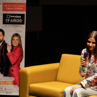 Natalia Ramírez invita a la reflexión en “El diván rojo”