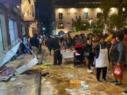 El accidente ocurrió en San Juan de los Lagos en un punto donde había personas y puestos de vendimia. ESPECIAL