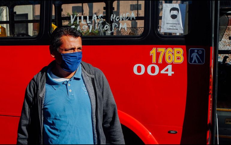 El uso de cubrebocas dejará de ser obligatorio en los centros de trabajo a nivel nacional. EL INFORMADOR / ARCHIVO