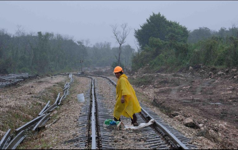 López Obrador dijo el pasado fin de semana, durante la supervisión de la obra, que faltan los dos últimos tramos 6 y 7. EFE / ARCHIVO