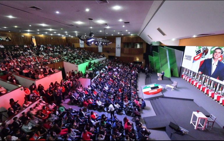 Alejandro Moreno hizo un llamado a la unidad ante la proximidad de las elecciones presidenciales. TWITTER/@alitomorenoc