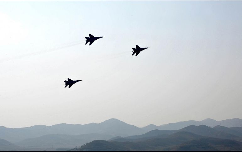 El Comando de Defensa Aeroespacial de América del Norte dice que los bombarderos no eran vistos como una amenaza o una provocación. AFP / ARCHIVO