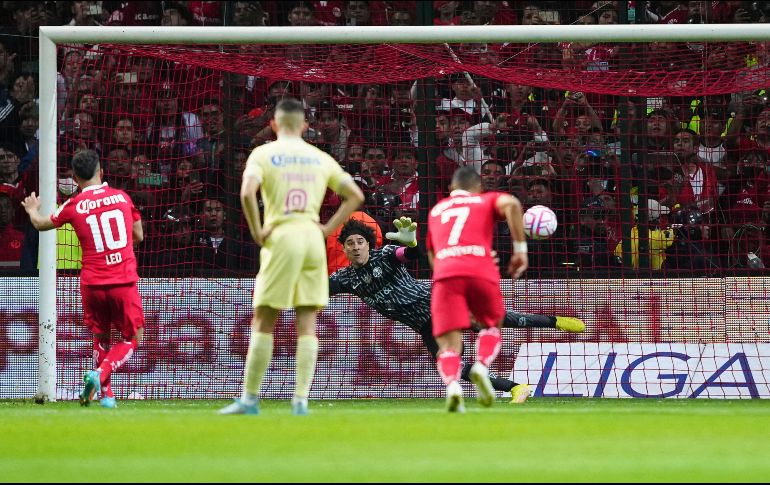 Leo Fernández liquidó a las Águilas del América. IMAGO7