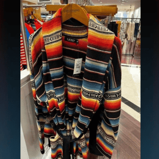 Gutiérrez Müller denuncia plagio de Ralph Lauren al sarape de Contla y Saltillo