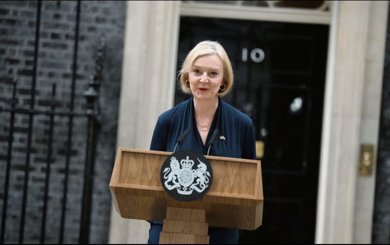 La ex primera ministra no logró aglutinar al Partido Conservador y tampoco generar confianza con su receta de recuperación económica. AFP