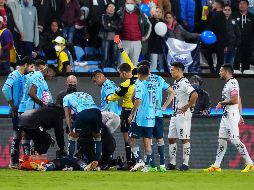 El rayado Erick Aguirre le propinó una patada en el abdomen a Marino Hinestroza, de los Tuzos, por lo que ninguno pudo terminar el encuentro. IMAGO7