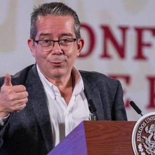 Loret de Mola destapa fraudes de Jenaro Villamil; lo llaman #LordAntenas