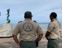 Como medida preventiva, las playas de Puerto Vallarta permanecerán cerradas durante el día de hoy. ESPECIAL /