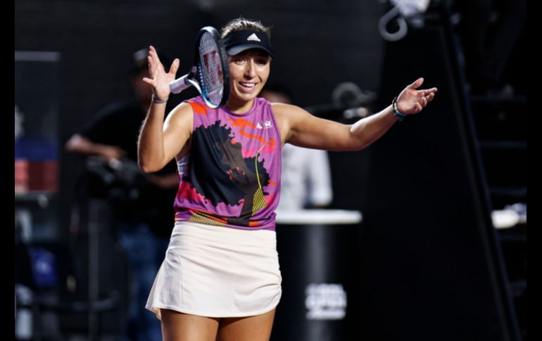 Jessica Pegula venció en dos sets a la griega Maria Sakkari con parciales de 6-2 y 6-3 para consagrarse campeona del GDL Open AKRON. EL INFORMADOR / C. Zepeda