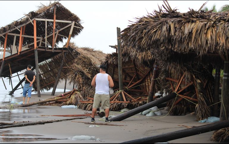 A pesar de que la situación meteorológica ya se ha regularizado, en el municipio de Cabo Corrientes se reporta la ausencia de energía eléctrica. EFE