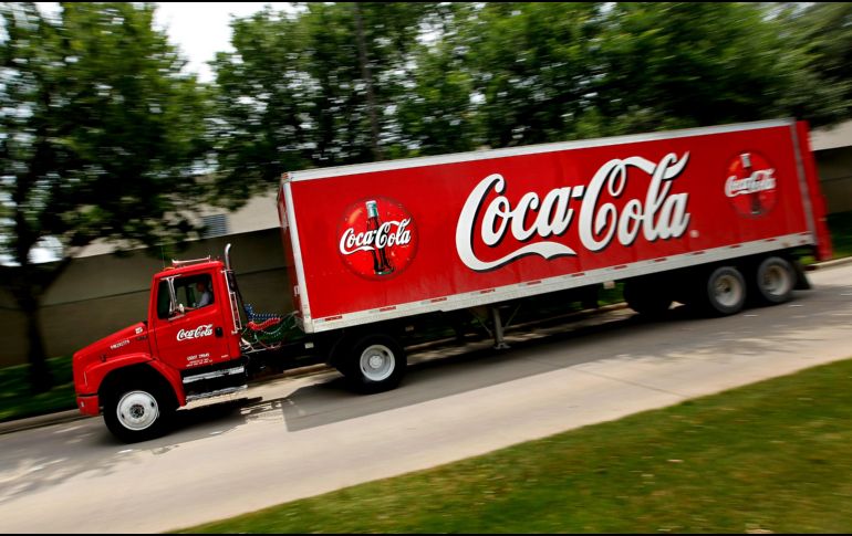 Los ingresos operativos netos del grupo con sede en Atlanta (EU) entre enero y septiembre ascendieron a 32 mil 879 millones, un 13% más interanual. AFP / ARCHIVO