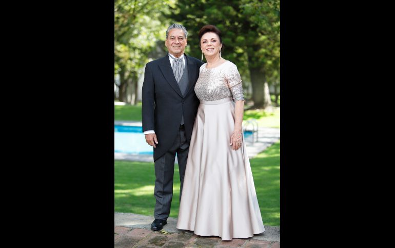 Ignacio Cubero Gómez y Eva Velasco Araiza. GENTE BIEN JALISCO/ Claudio Jimeno