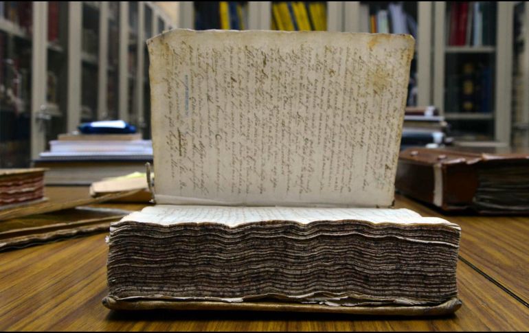 El ministerio de Cultura de Polonia negó que el libro haya sido saqueado de Leópolis durante la Segunda Guerra Mundial. NOTIMEX/ ARCHIVO