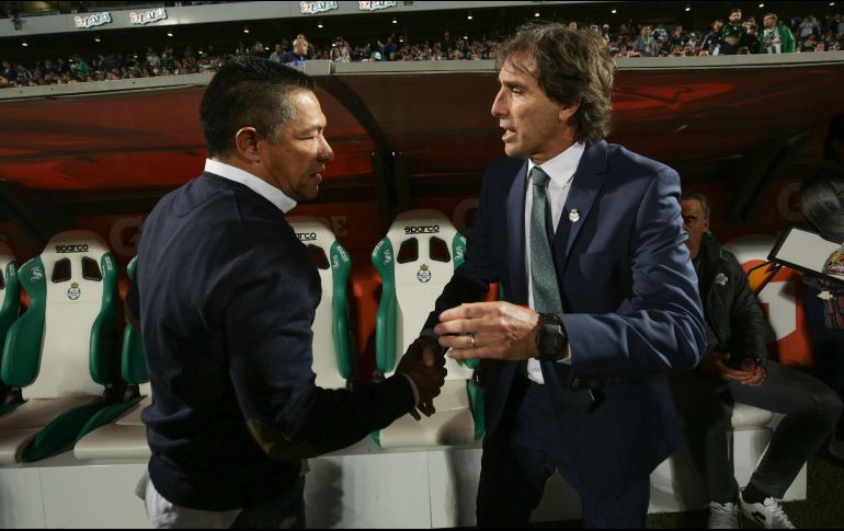 Nacho Ambriz (izq.) y Guillermo Almada han sido consistentes en Liga. IMAGO7/A. Saavedra