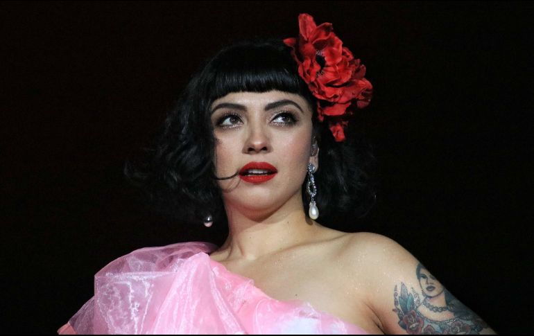 Mon Laferte dice que quiere colaborar con Belinda y Cazzu pues ambas son excelentes artistas. SUN/ARCHIVO