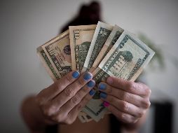 El dólar estadounidense continúa recuperándose en este cierre de semana. EFE/ ARCHIVO