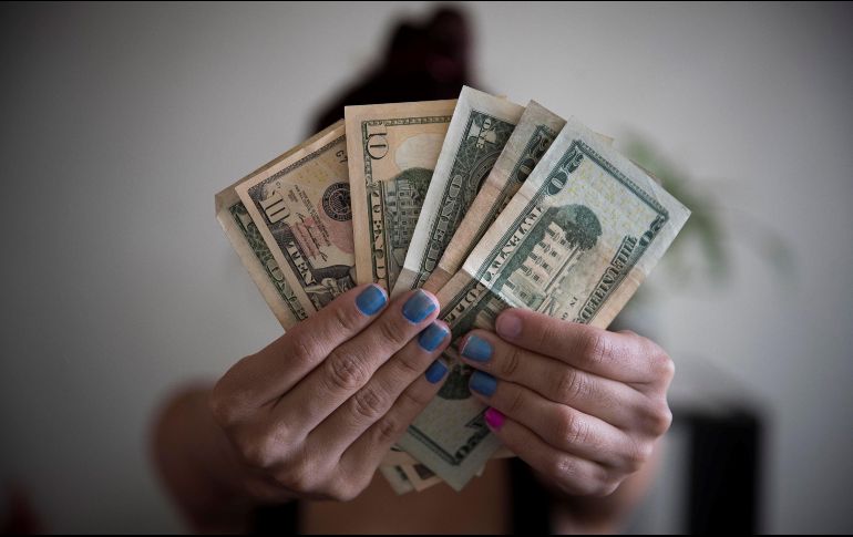 El dólar estadounidense continúa recuperándose en este cierre de semana. EFE/ ARCHIVO