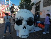 Ciudadanos de Zapotlanejo se unen para construir la catrina más grande del mundo. EL INFORMADOR/ARCHIVO