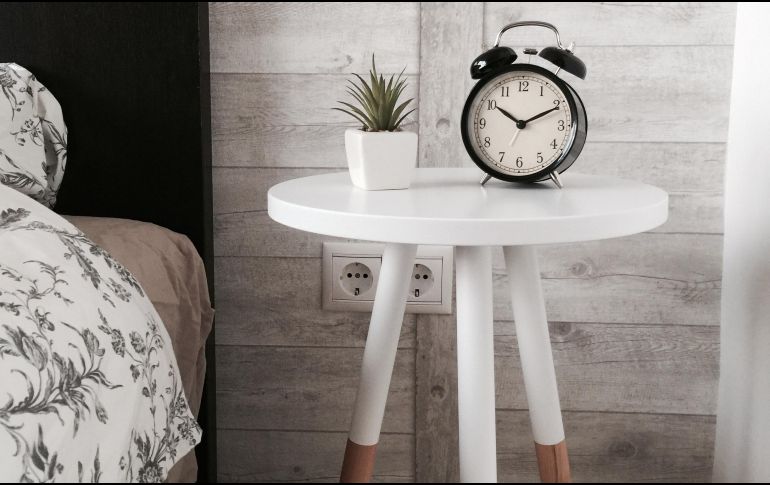 El horario de verano se suprime en la mayor parte del territorio nacional, salvo en municipios fronterizos. ESPECIAL/Foto de Benjamin Voros en Unsplash