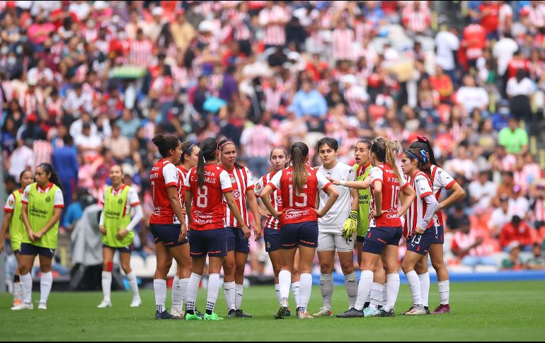 Será este domingo a las 16:40 horas, tiempo del centro del país, cuando las Chivas y las cementeras salten al terreno de juego del inmueble rojiblanco. IMAGO7