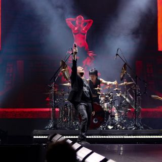 Maná celebra noche de éxitos en casa