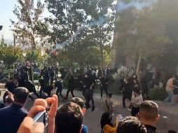 Irán se ha visto sacudido por multitudinarias manifestaciones desde la muerte el 16 de septiembre de Mahsa Amini. AFP