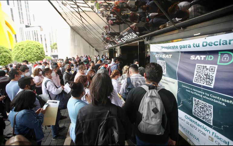 Debido a que en el SAT esos días no son computados, los plazos y trámites que se tengan por sustento en las oficinas, serán atendidos por las unidades administrativas. SUN / ARCHIVO