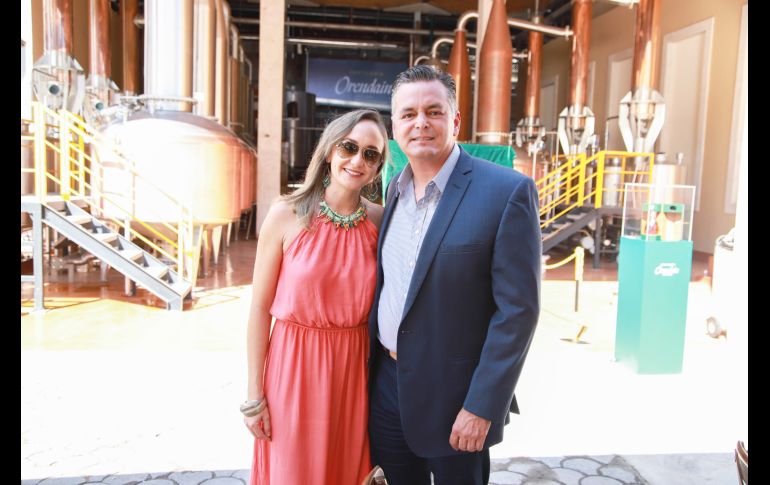 Karina Salcedo y Raúl Fernández. GENTE BIEN JALISCO/ Antonio Martínez