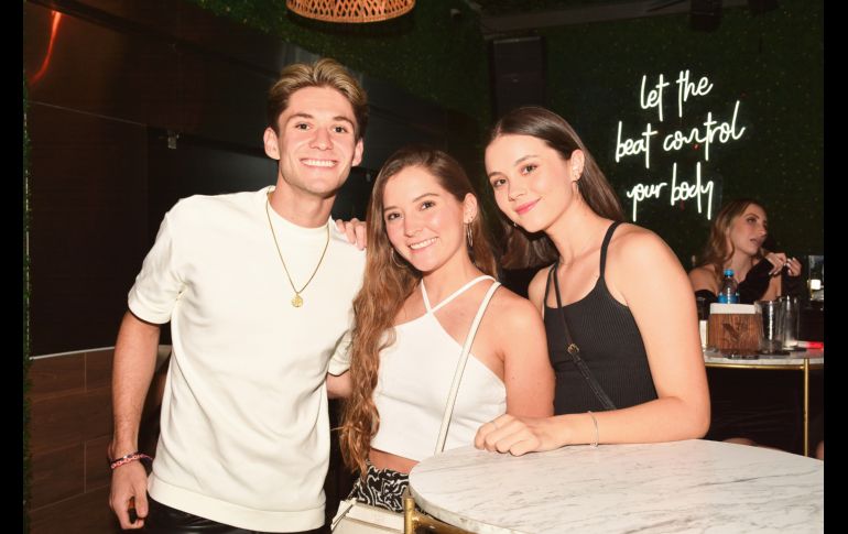 Paulo Aceves, Mariana Rojas y Lorena Godoy. GENTE BIEN JALISCO/ Marifer Rached