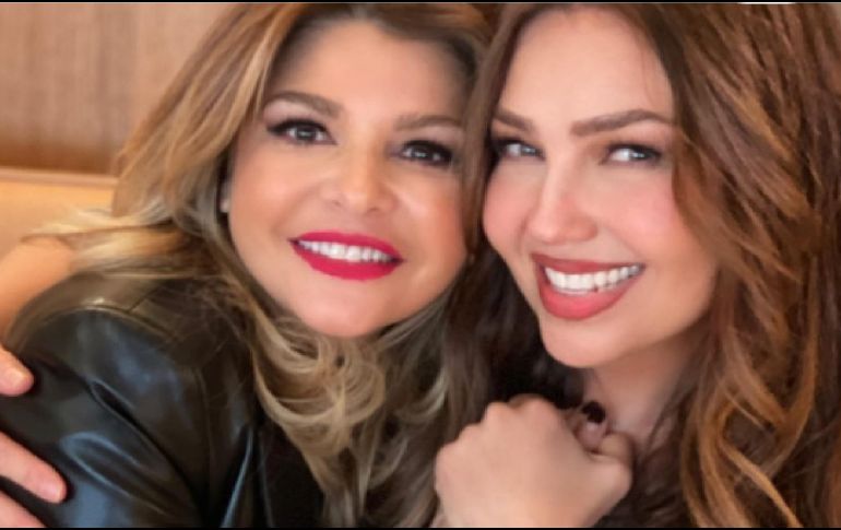 Thalía publicó un video en donde aparece cantando su último tema 