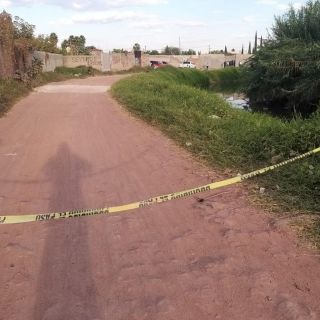Hallan cuerpo dentro de una camioneta abandonada en Reynosa
