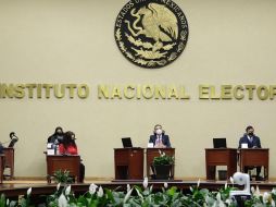 La esposa del Presidente Andrés Manuel López Obrador dice que en el INE unos 