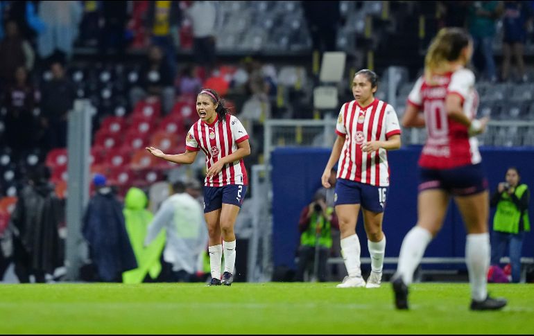 Ahora, Chivas deberá recibir al América el próximo lunes en el Estadio Akron a las 19:00 horas, en donde intentará buscar el milagro y ganar por dos goles de diferencia y avanzar así a la Final. IMAGO7