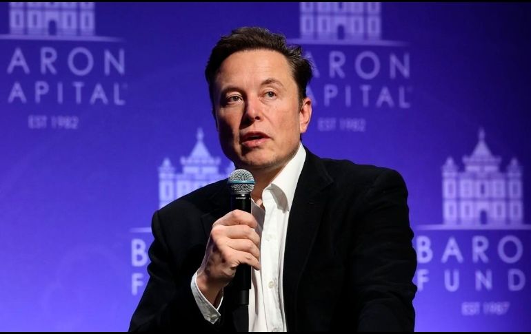 Previamente había anunciado comenzar con los despidos este viernes señalando que retiraría alrededor de tres mil 700 plazas laborales. AP