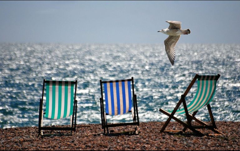Los trabajadores podrán disfrutar el primer año laboral de 12 días de vacaciones. ESPECIAL