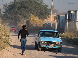 Habitantes de Tlaquepaque solicitan a las autoridades que concluyan la intervención del Camino Real a Agua Amarilla, pues durante las noches es peligroso circular por la vía debido a la falta de iluminación y banquetas. EL INFORMADOR/A. Navarro