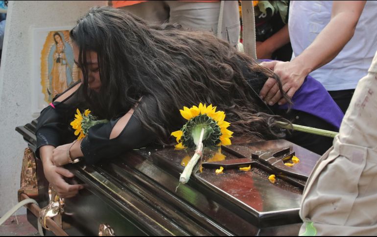 El cuerpo de Ariadna Fernanda López fue encontrado en la carretera rumbo a Tepoztlán, Morelos; el sepelio se realizó el pasado 5 de noviembre en Ciudad de México. SUN / F. Rojas