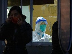 Los datos semanales apuntan a 2 millones de casos en los últimos días a nivel global, pero los expertos de la OMS aseguran que este dato está subestimado. AP / M. Schiefebein