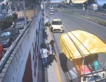 Auto embiste puesto y moto en Ecatepec; muere un niño. ESPECIAL