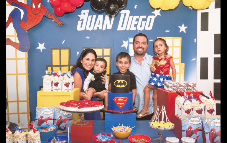 Natalia Rivera, Santiago Montilla, Juan Diego Montilla, Maria Montilla y Daniel Montilla. GENTE BIEN JALISCO/Marifer Rached