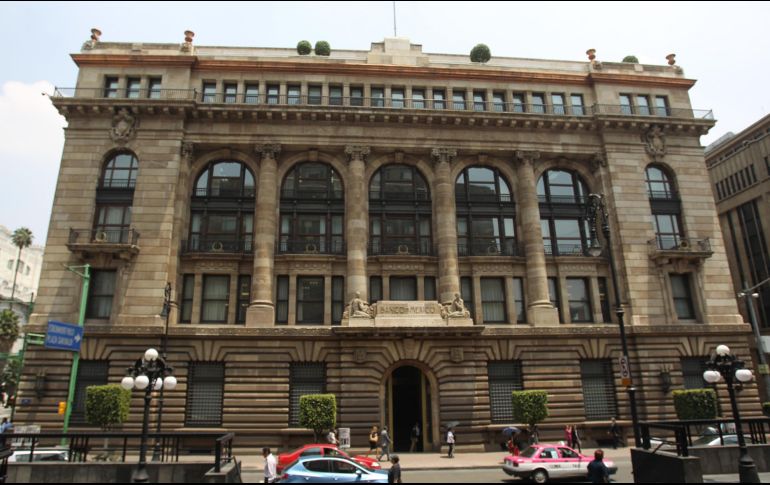 López Obrador asegura que su gobierno respeta la decisión del Banco de México (Banxico) de aumentar a 10% las tasas de intereses, para bajar la inflación. EFE / ARCHIVO