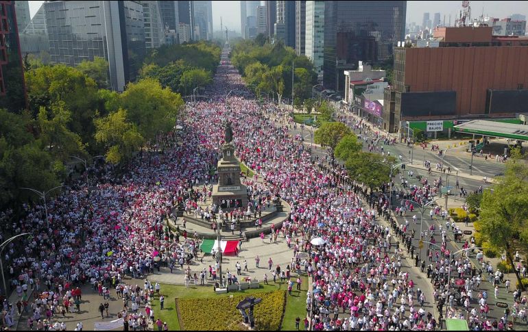 Los mexicanos inundaron las calles del país. SUN/D. Prado