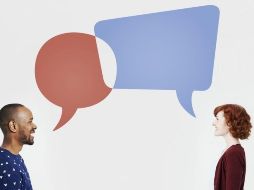 Se estima que el lenguaje entre los seres humanos tiene unos cuantos cientos de miles de años. GETTY IMAGES