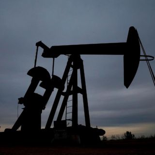 El petróleo sube por información sobre misiles rusos en Polonia