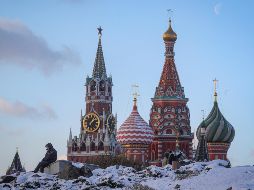 El alcalde de Moscú, Serguéi Sobianin, abogó por no cancelar los actos festivos, ya que no hay nada peor que 