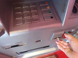 En la Ley Federal del Trabajo se establece como un derecho de los trabajadores recibir un aguinaldo anual equivalente a 15 días, que deben de pagarse antes del 20 de diciembre. EL INFORMADOR / ARCHIVO