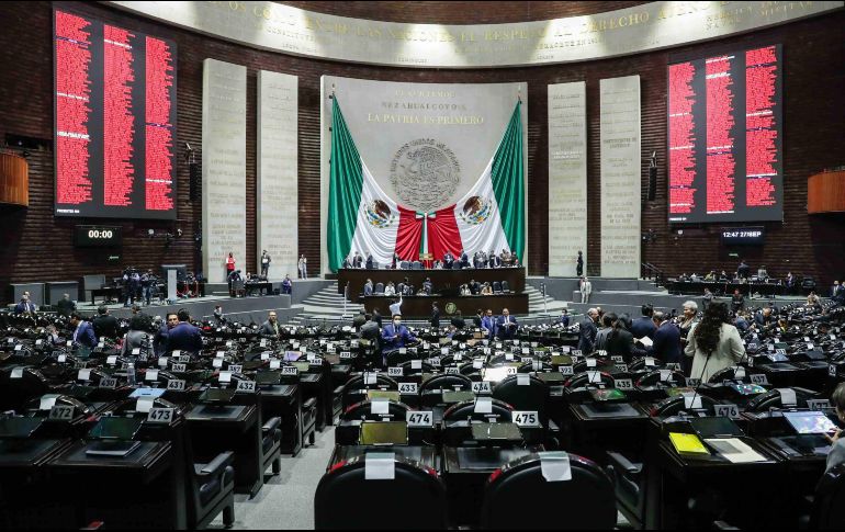 Mediante un comunicado, aseguraron que la iniciativa fue a título personal y no refleja la postura colectiva de Morena. SUN/ARCHIVO