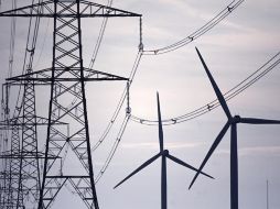 El estudio destaca que las emisiones de CO2 provenientes de energía alcanzarán su punto máximo antes de 2030. EFE / ARCHIVO